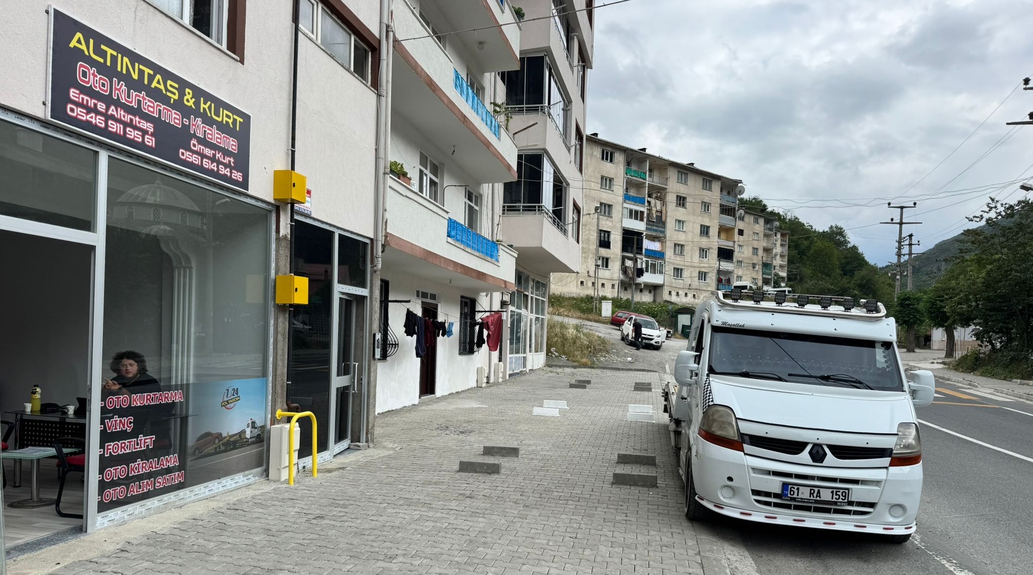 Altıntaş-Kurt oto kurtarma ekibi